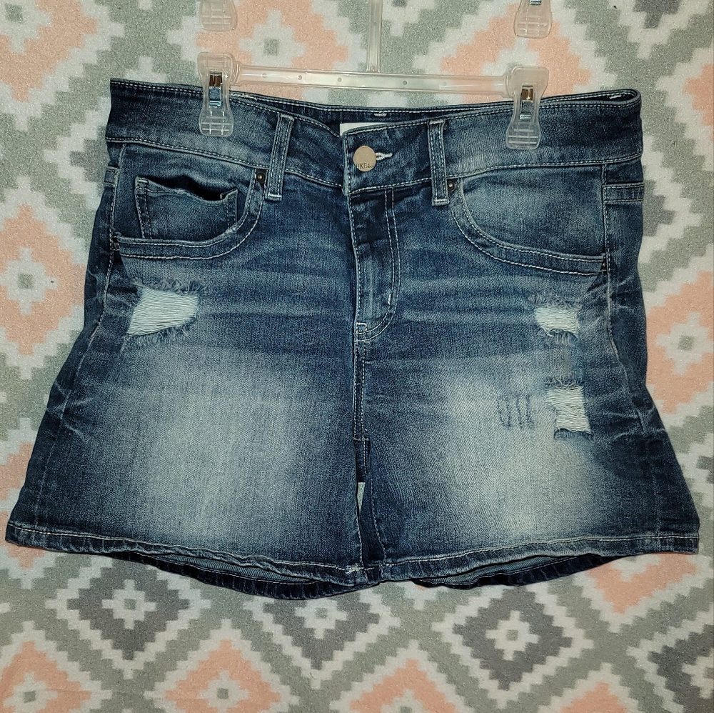 Women shorts BKE